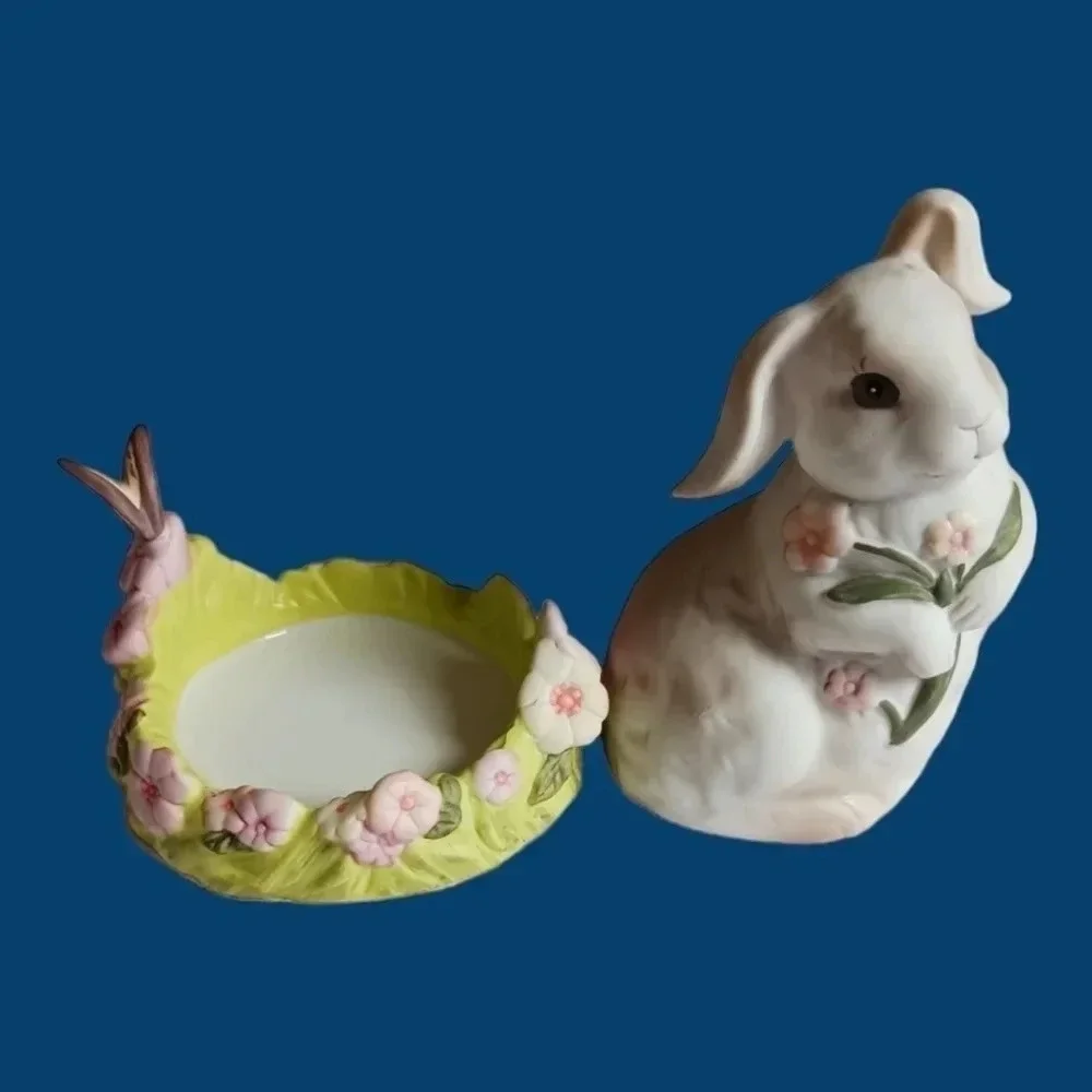 Party lite eastern bunny candle holder